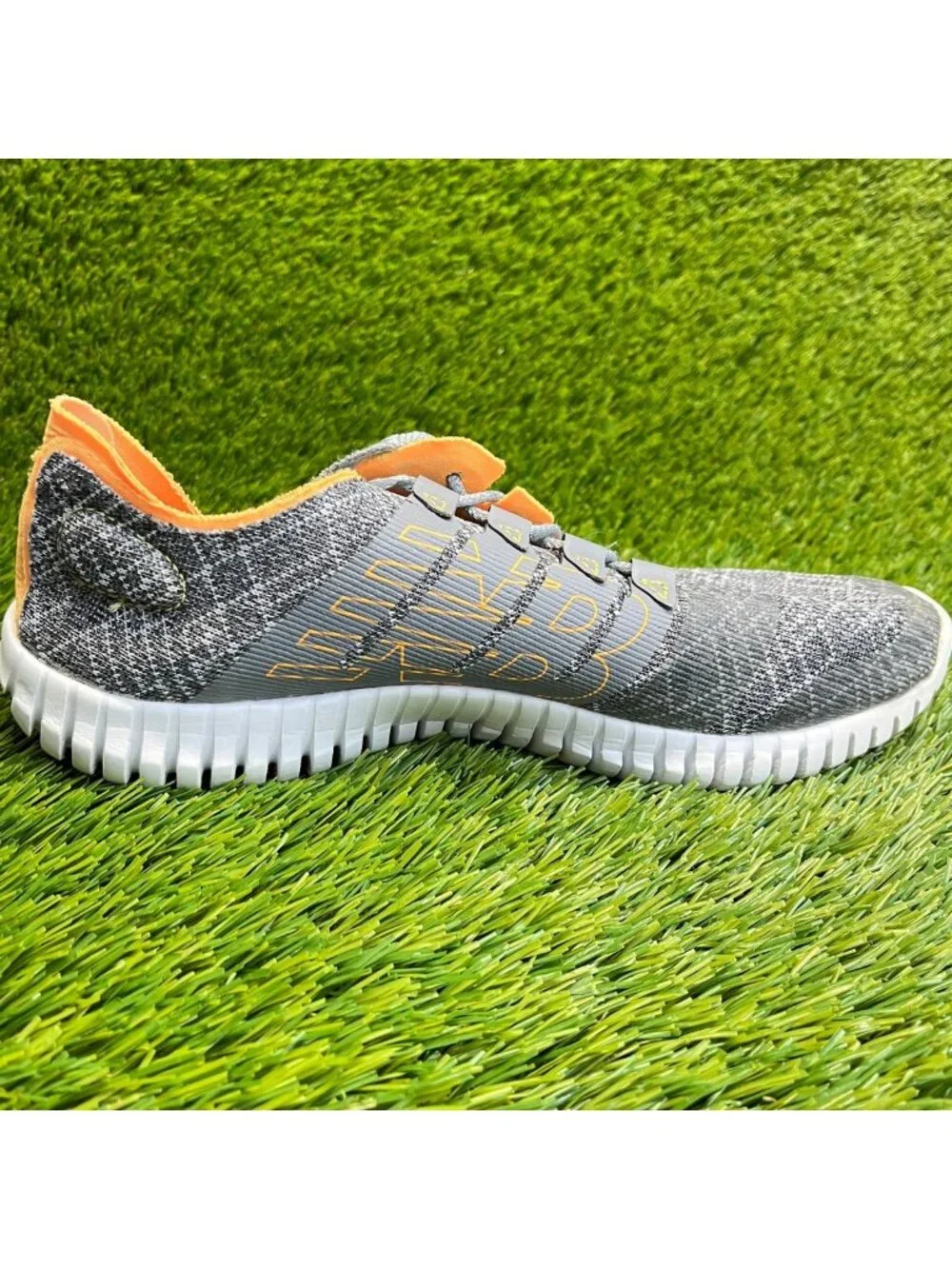New Balance 730 v3 Flexonic Womens Size 9 Gray Athletic Running Shoes Sneakers